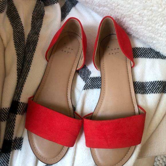 LAST DAY AT THIS PRICE‼️Target coral/red sandals - Picture 2 of 10